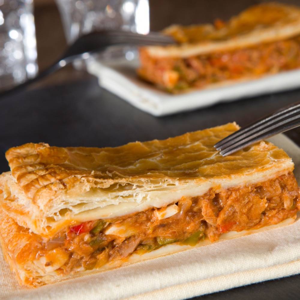 empanada de atún de canela en rama