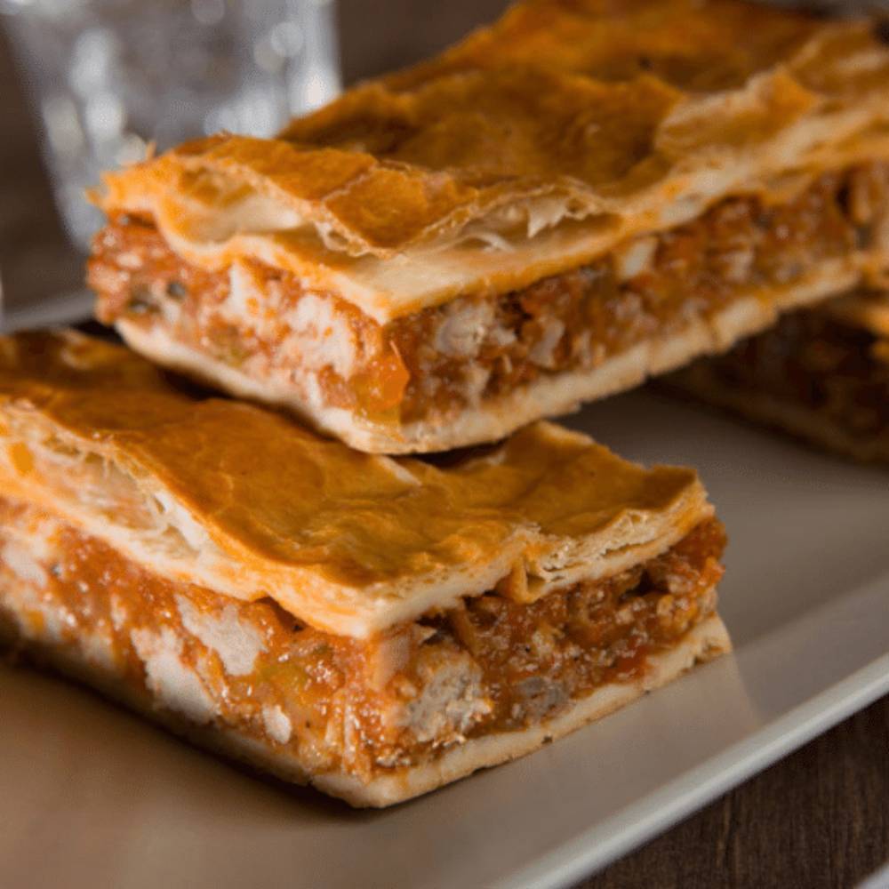 empanada de carne en su jugo